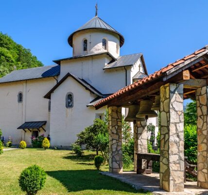 К святыням Черногории